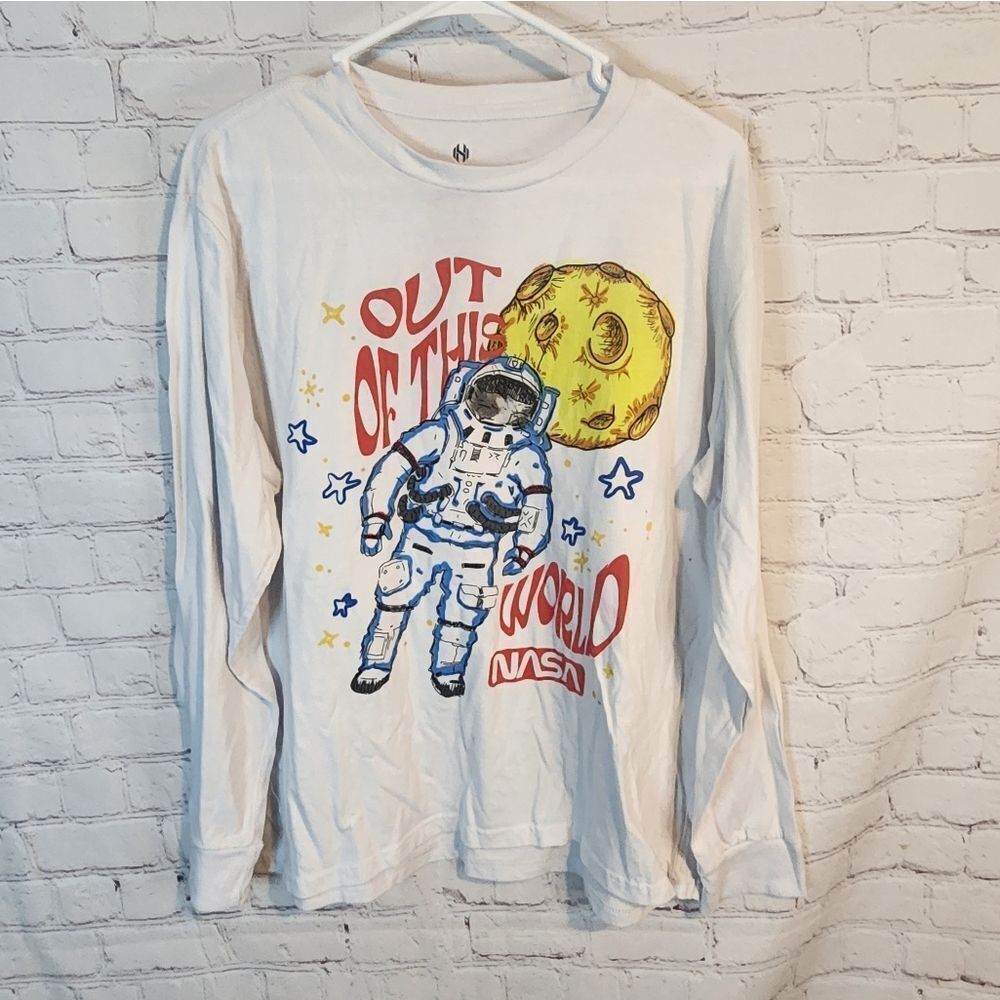Men's Hyper Space NASA Astronaut Graphic Long Sleeve Shirt, Size XL